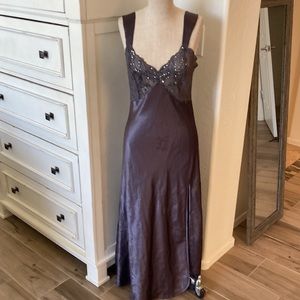 Vintage Victoria’s Secret M maxi satin sequin accent night gown